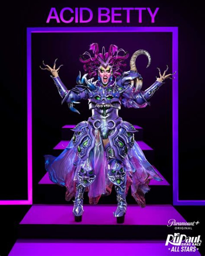 Acid Betty Drag Queen: Bio, Age, Trixie Mattel, Lashes, Out of Drag, Project Runaway and Net Worth