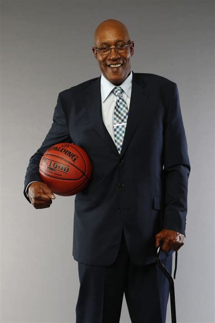 George McGinnis Bio, Age, Height, Family, Wife, Stats, Net Worth and Jersey
