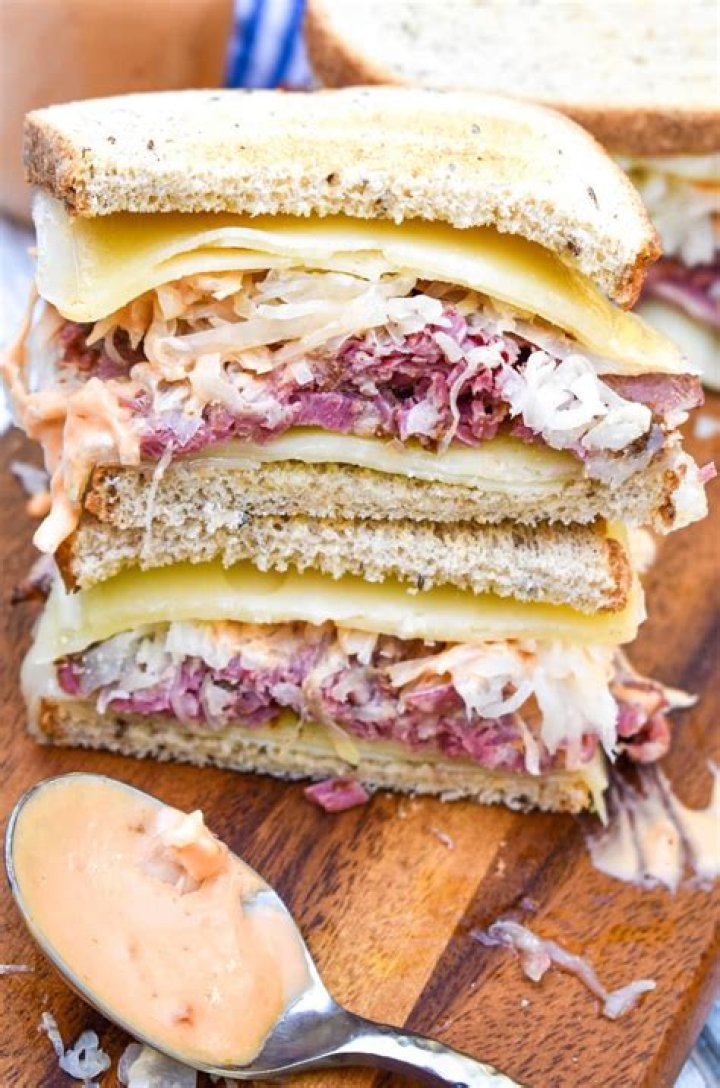 How to spell reuben sandwich