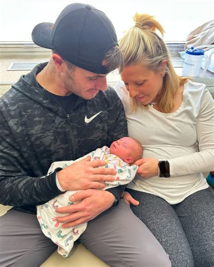 Is Michelle Bogowith Pregnant? Meet FOX4 Meteorologist Husband And Baby