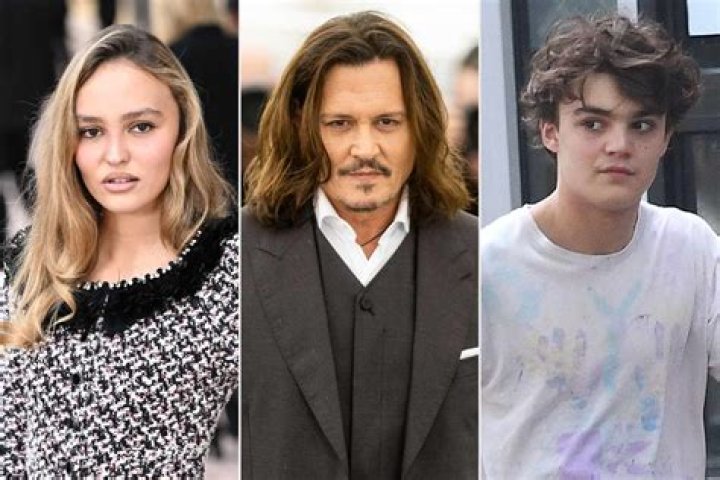 Johnny Depp’s Daughter Lily-Rose Depp – Bio, Net Worth, Facts, Age, Height, Dating, Boyfriend, Parents, Family, Wiki, Nationality, Siblings, Movies