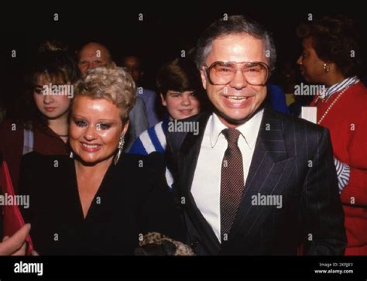 Tammy Faye Bakker Net Worth: How Rich was Jim Bakker’s Wife?