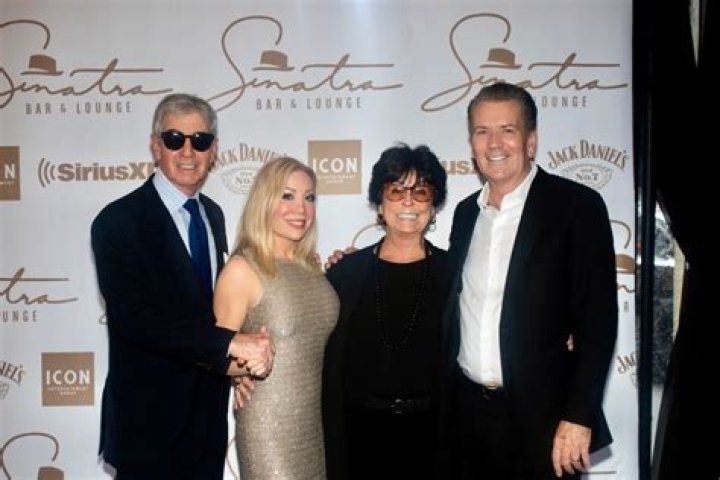 Tina Sinatra Bio, Wiki, Age, Height, Husband, Family, Movies and Net Worth