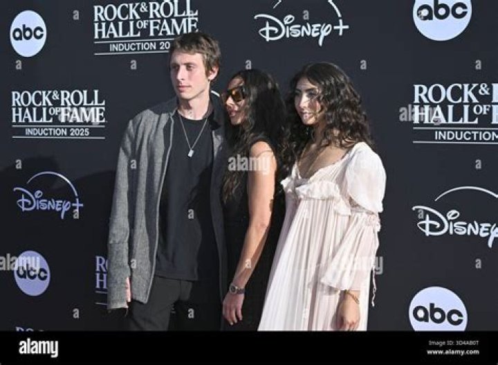 Vicky Karayiannis: Christopher Cornell’s Wife Bio, Wiki, Age, Height, Family, Husband and Net Worth.